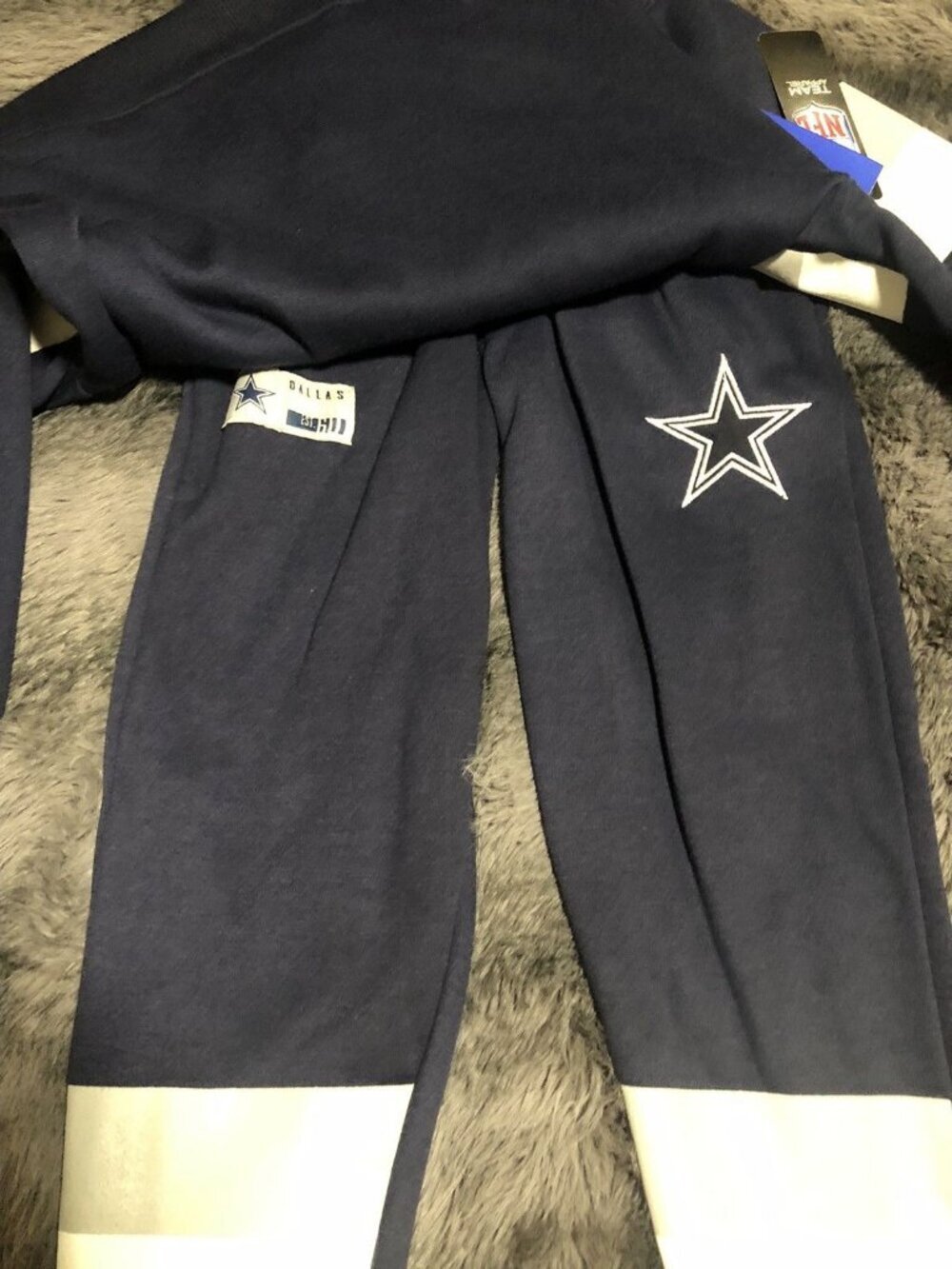 NFL Team Apparel Ultra game Unisex Kids Dallas Cowboys Sweatsuit Set Size 14-16 - Picture 3 of 6